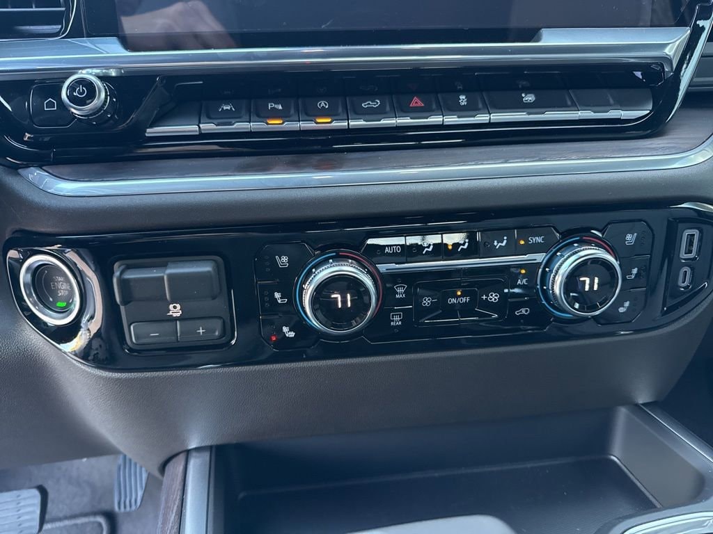 2026 GMC Sierra 1500 SLT - Photo 18