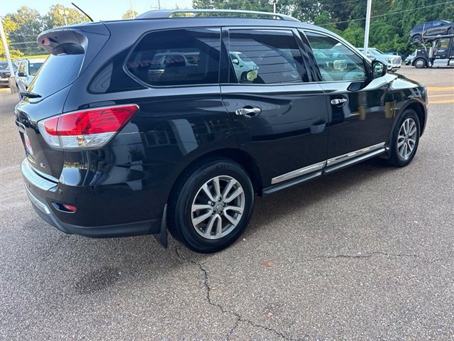 Used 2015 Nissan Pathfinder SL with VIN 5N1AR2MN8FC616611 for sale in Vicksburg, MS
