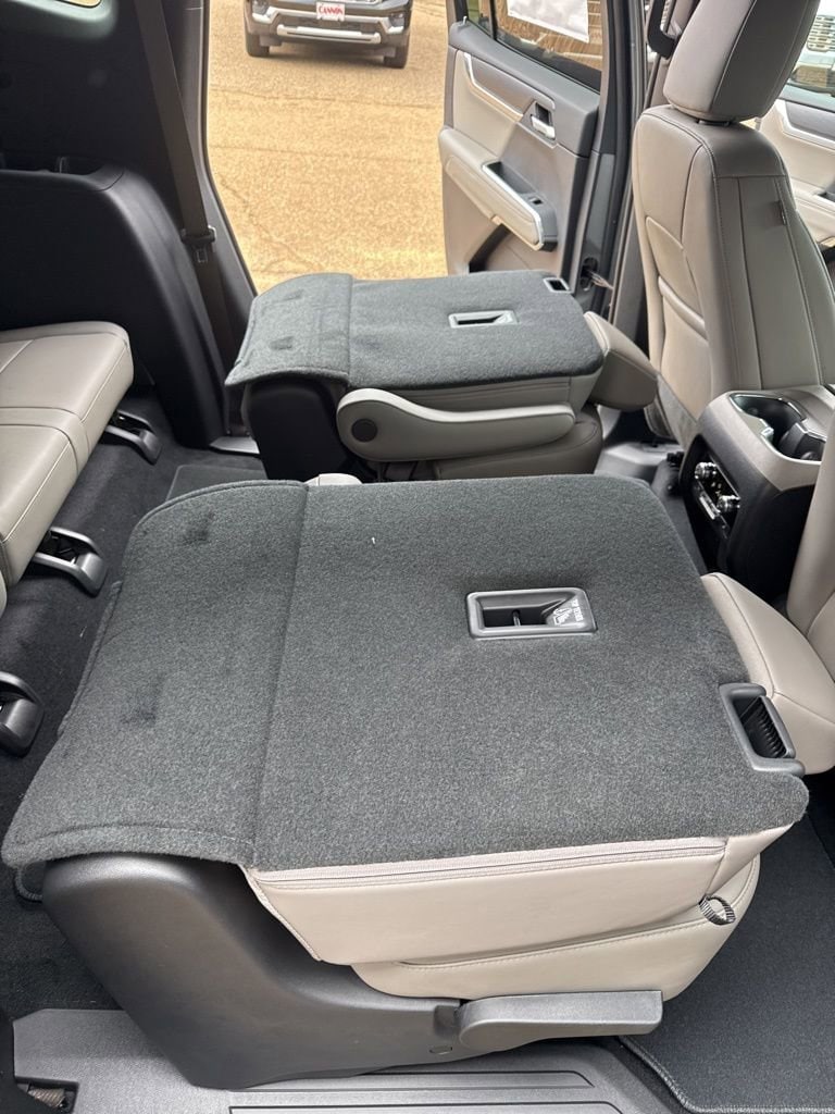 2026 GMC Acadia Elevation - Photo 38