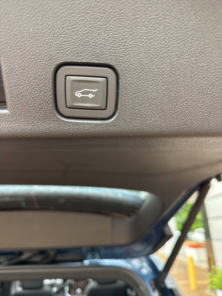 2026 GMC Acadia Denali - Photo 42