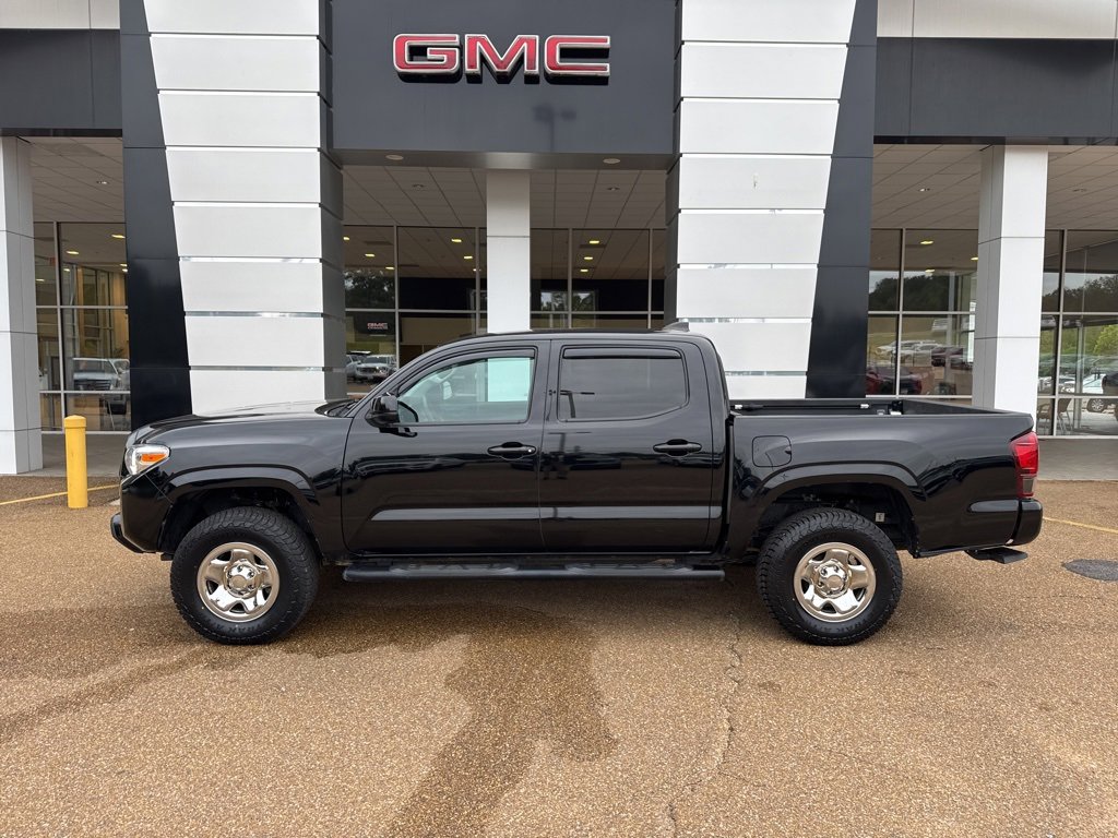 2023 Toyota Tacoma SR photo 4