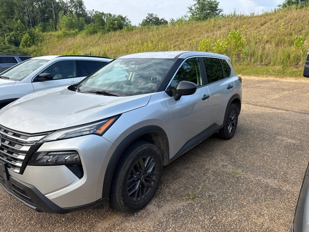 Used 2024 Nissan Rogue S