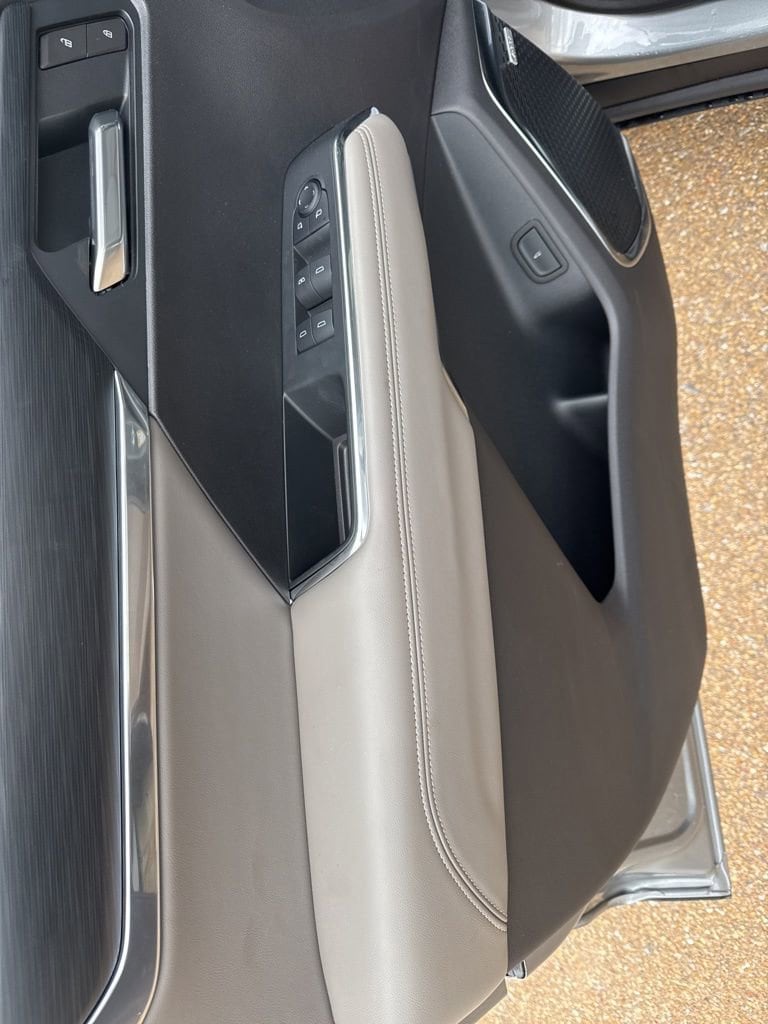 2026 GMC Acadia Elevation - Photo 30