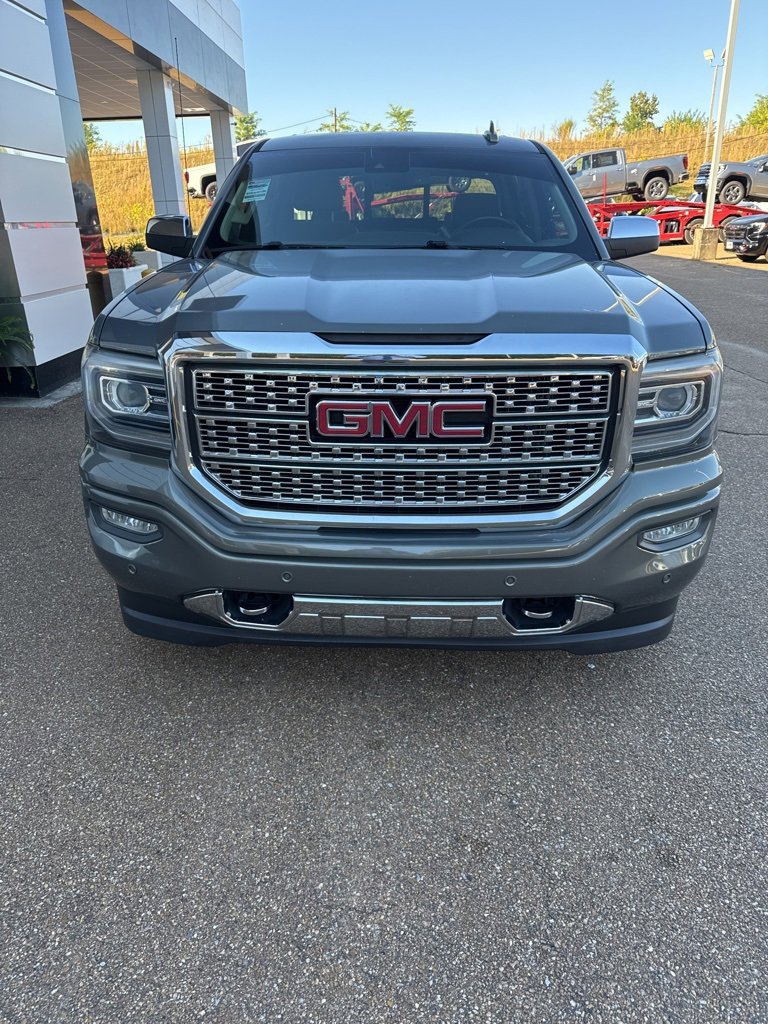 2017 Gmc Sierra 1500 Denali photo 2