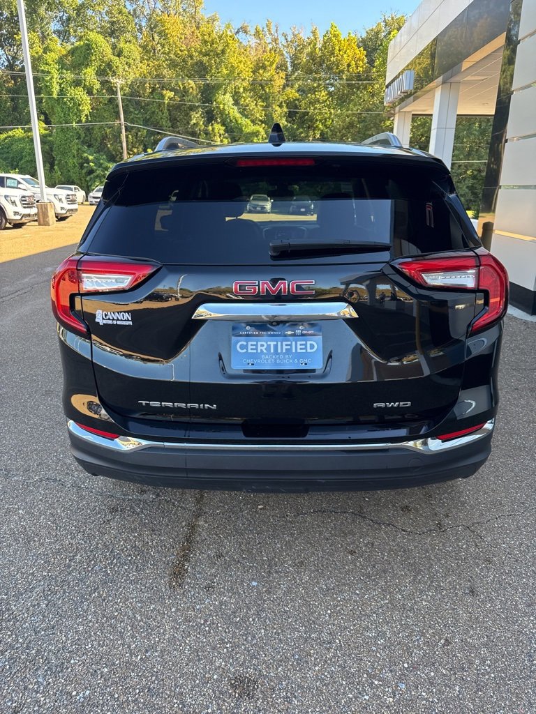 2024 Gmc Terrain SLT photo 3