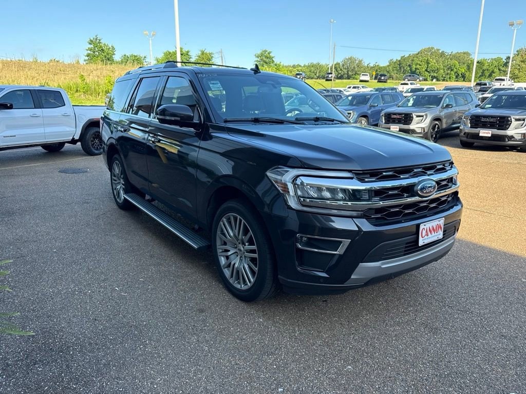 Used 2024 Ford Expedition Limited