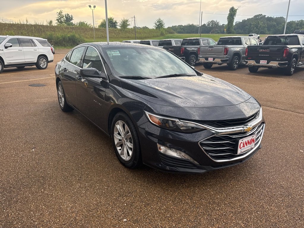 2023 Chevrolet Malibu 1LT photo 3