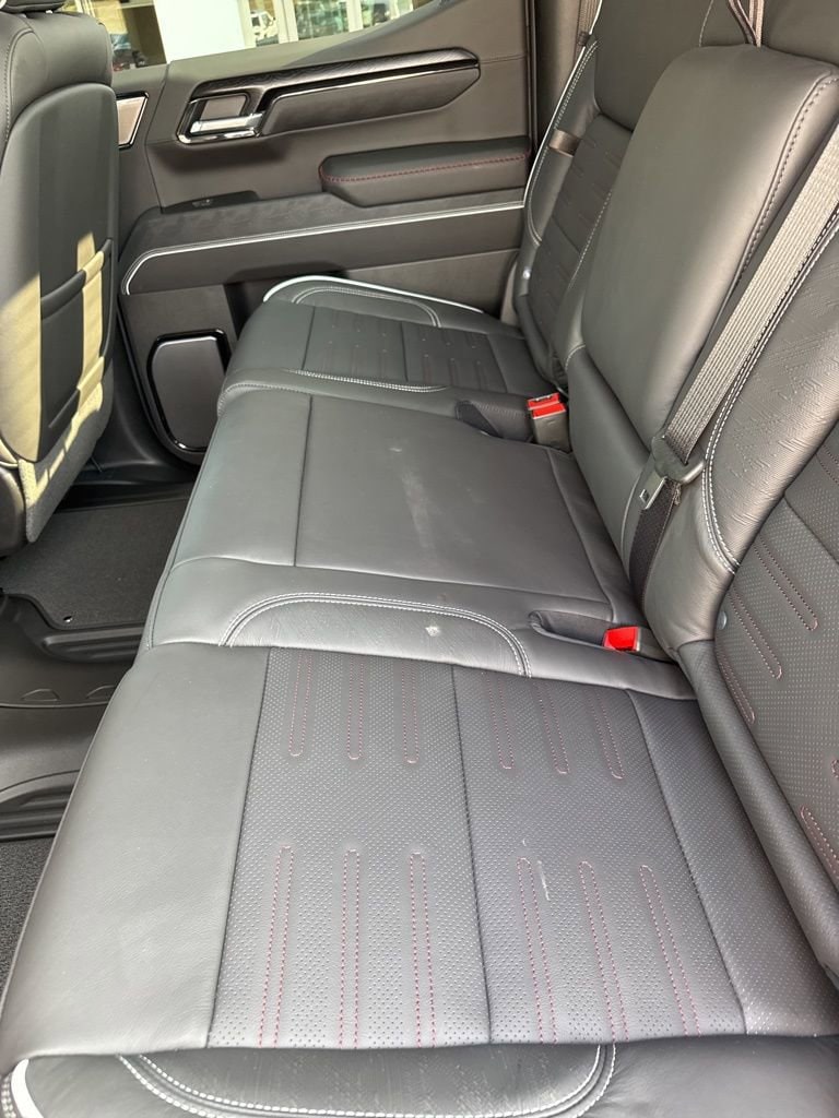 2026 GMC Sierra 1500 AT4X - Photo 27