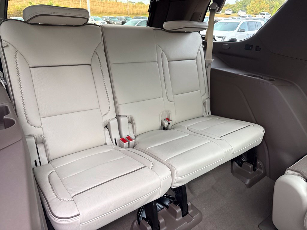 2027 GMC Yukon Denali - Photo 35