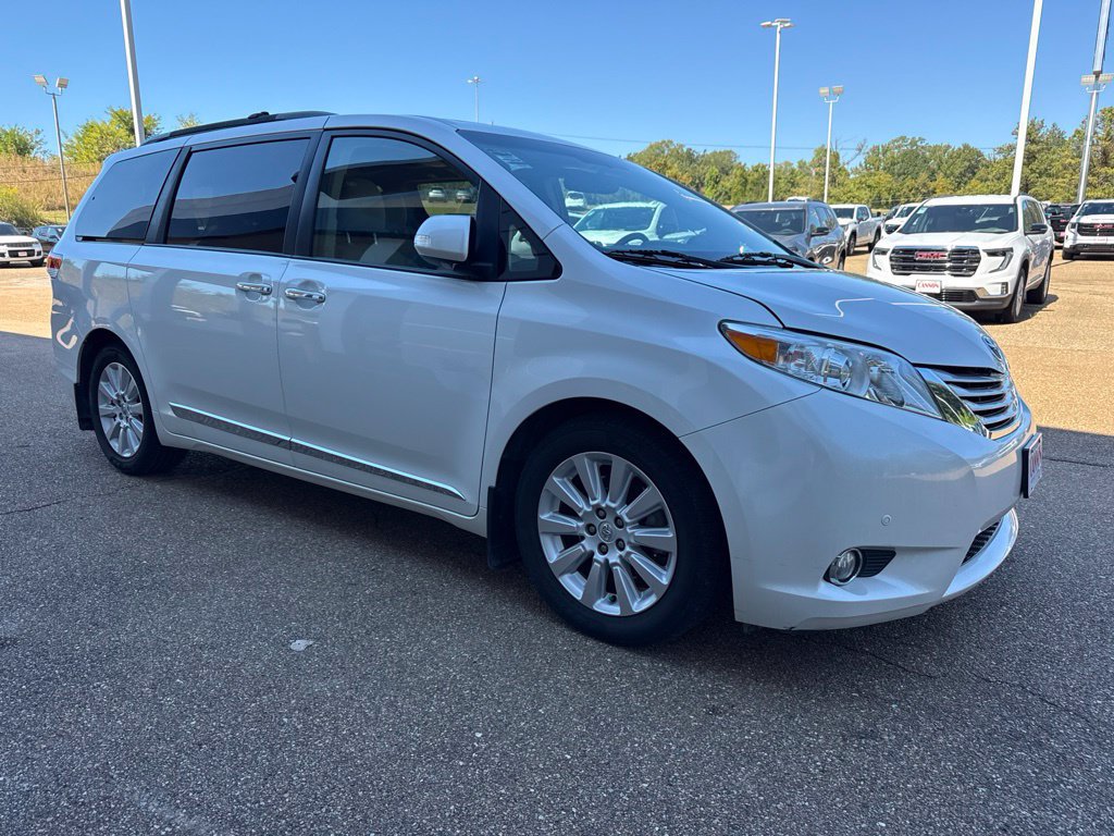 2014 Toyota Sienna XLE