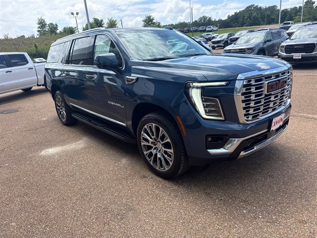 New 2026 GMC Yukon XL Denali SUV
