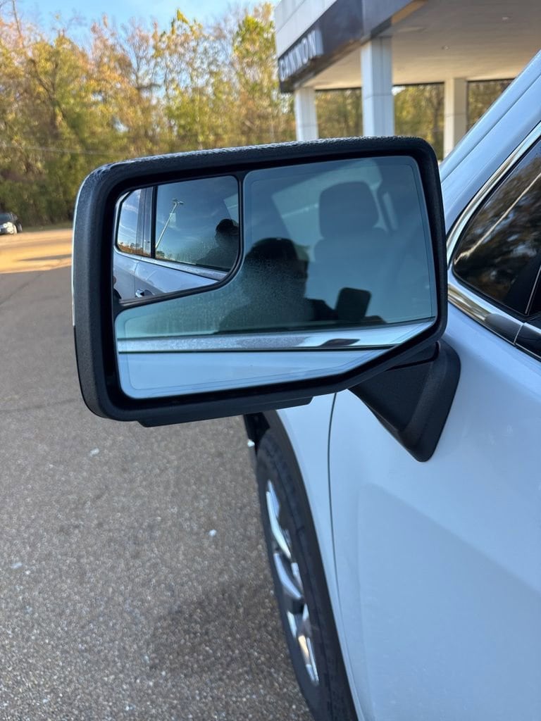 2026 GMC Sierra 1500 SLT - Photo 12
