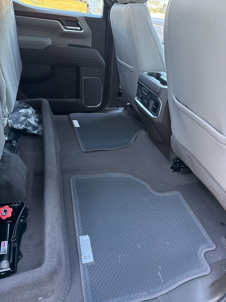 2026 GMC Sierra 1500 SLT - Photo 43
