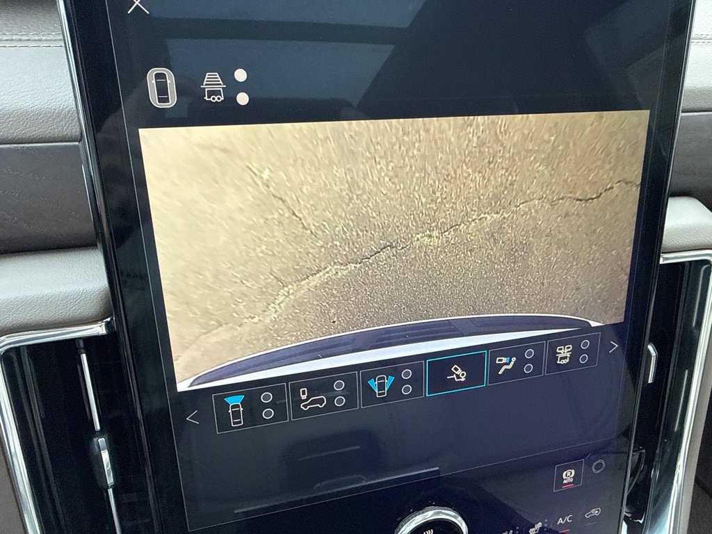 2027 GMC Yukon Denali - Photo 50