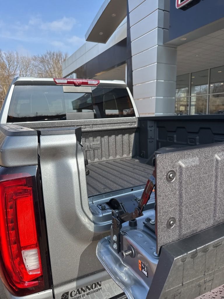 2026 GMC Sierra 1500 AT4X - Photo 45
