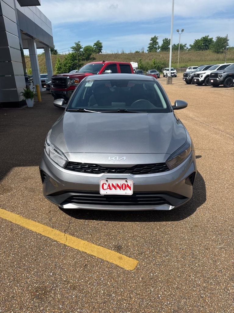 Used 2024 Kia Forte LXS with VIN 3KPF24AD5RE794740 for sale in Vicksburg, MS