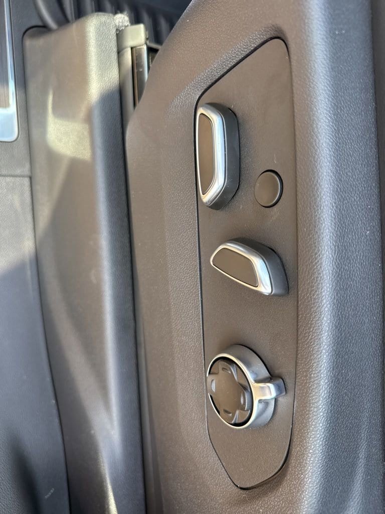2026 GMC Sierra 1500 AT4X - Photo 24