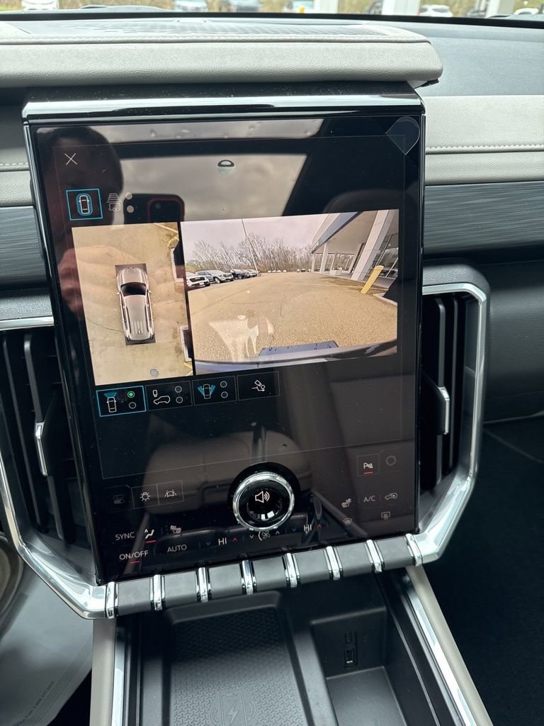 2026 GMC Acadia Elevation - Photo 47