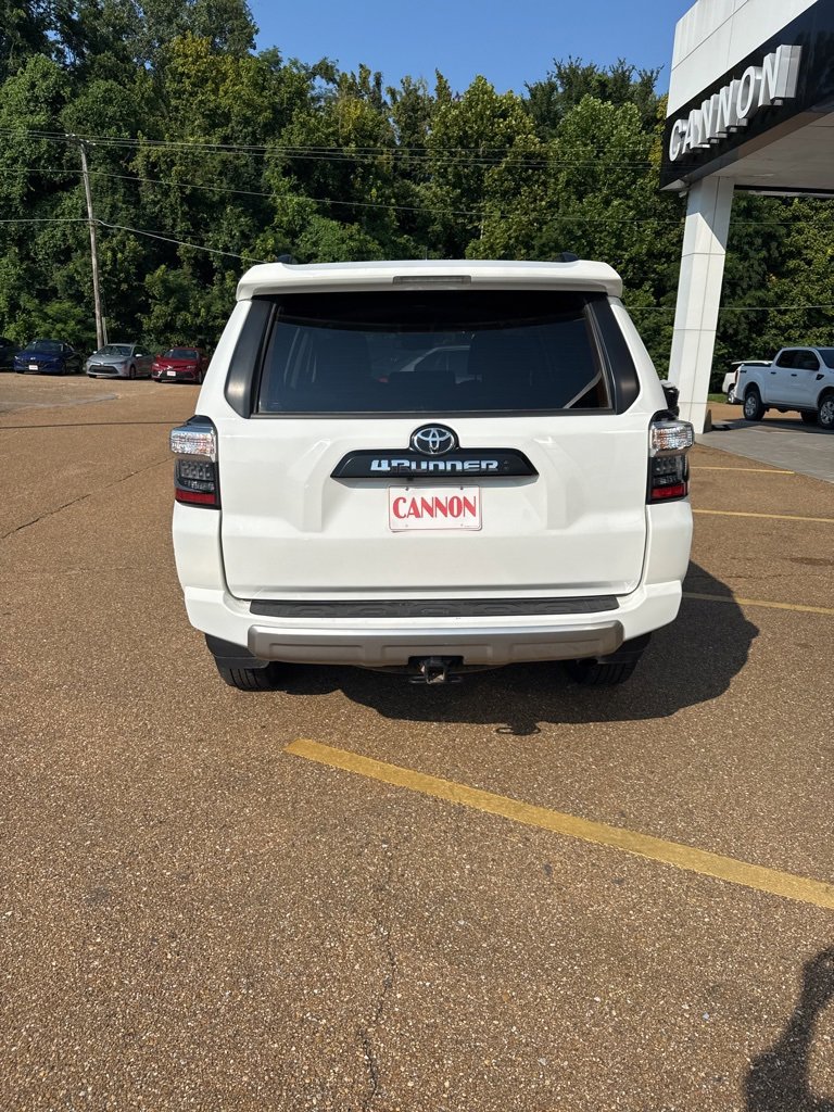 2024 Toyota 4Runner TRD photo 3