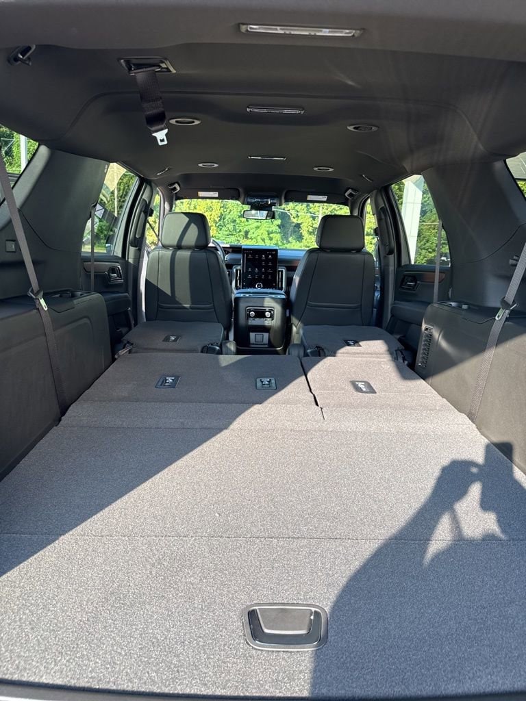 2026 GMC Yukon XL Denali - Photo 42