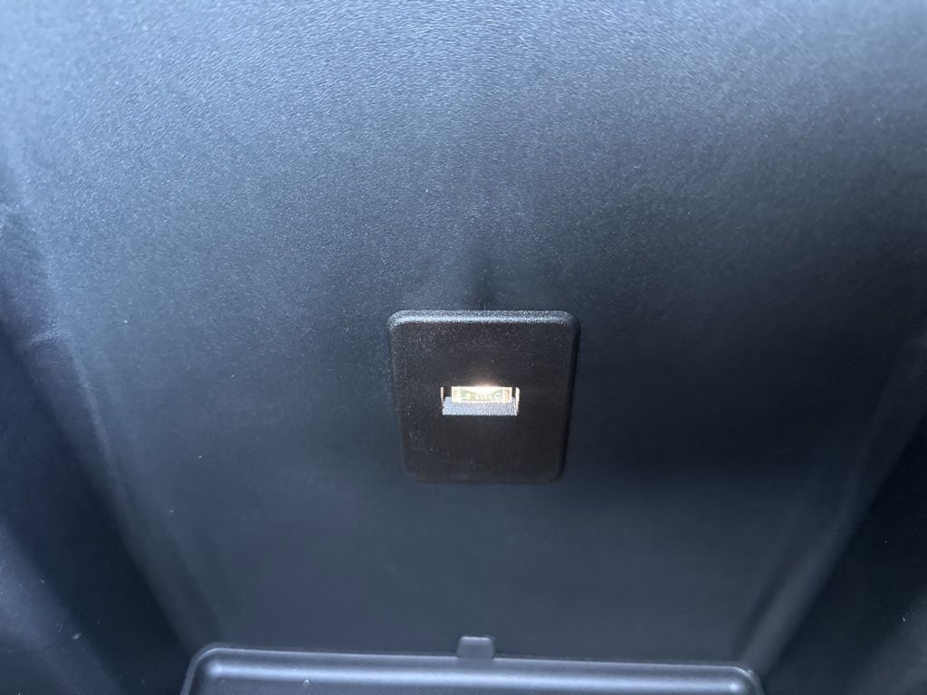 2026 GMC Sierra 1500 SLT - Photo 23