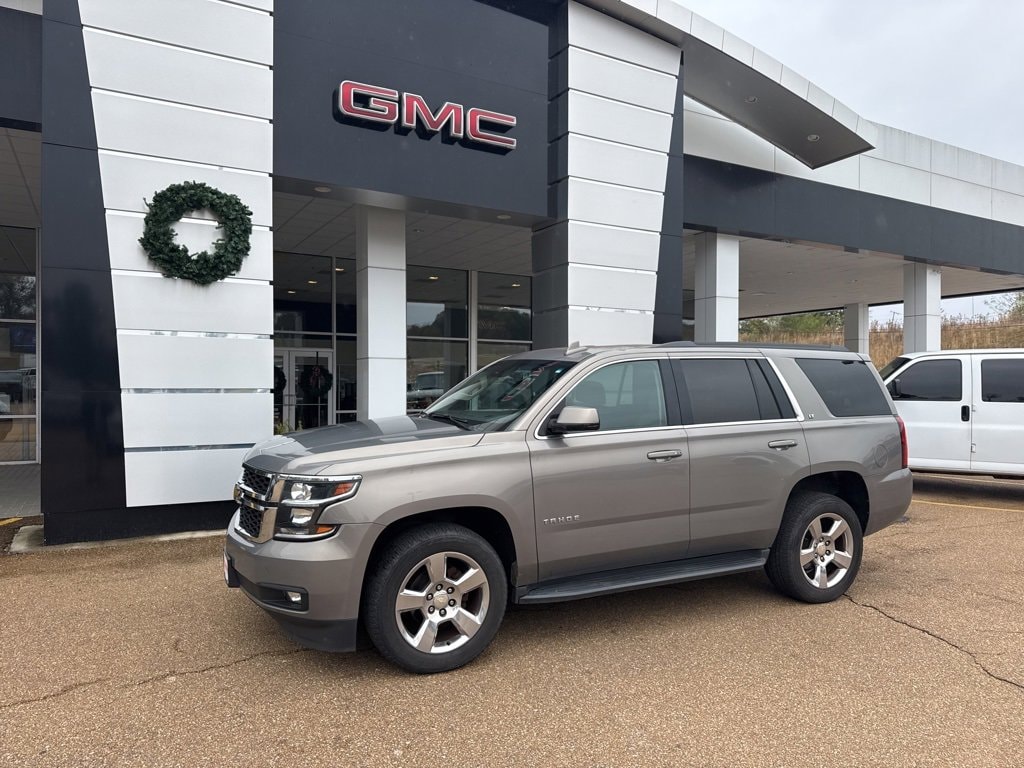 2017 Chevrolet Tahoe LT's photo