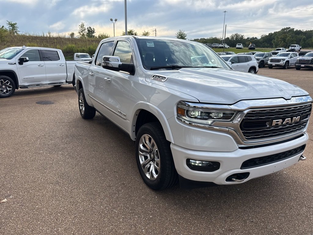 2022 Ram 1500 Limited photo 3