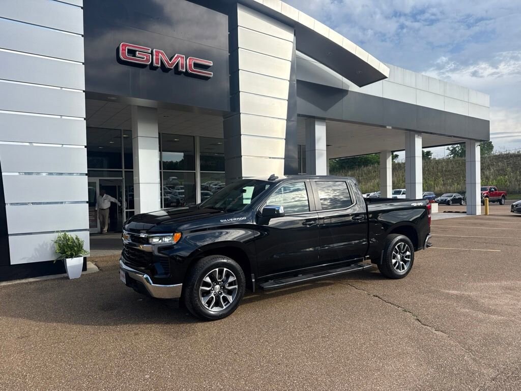 Used 2023 Chevrolet Silverado 1500 LT (2FL) Truck