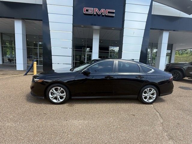 Used 2023 Honda Accord LX with VIN 1HGCY1F2XPA029239 for sale in Vicksburg, MS