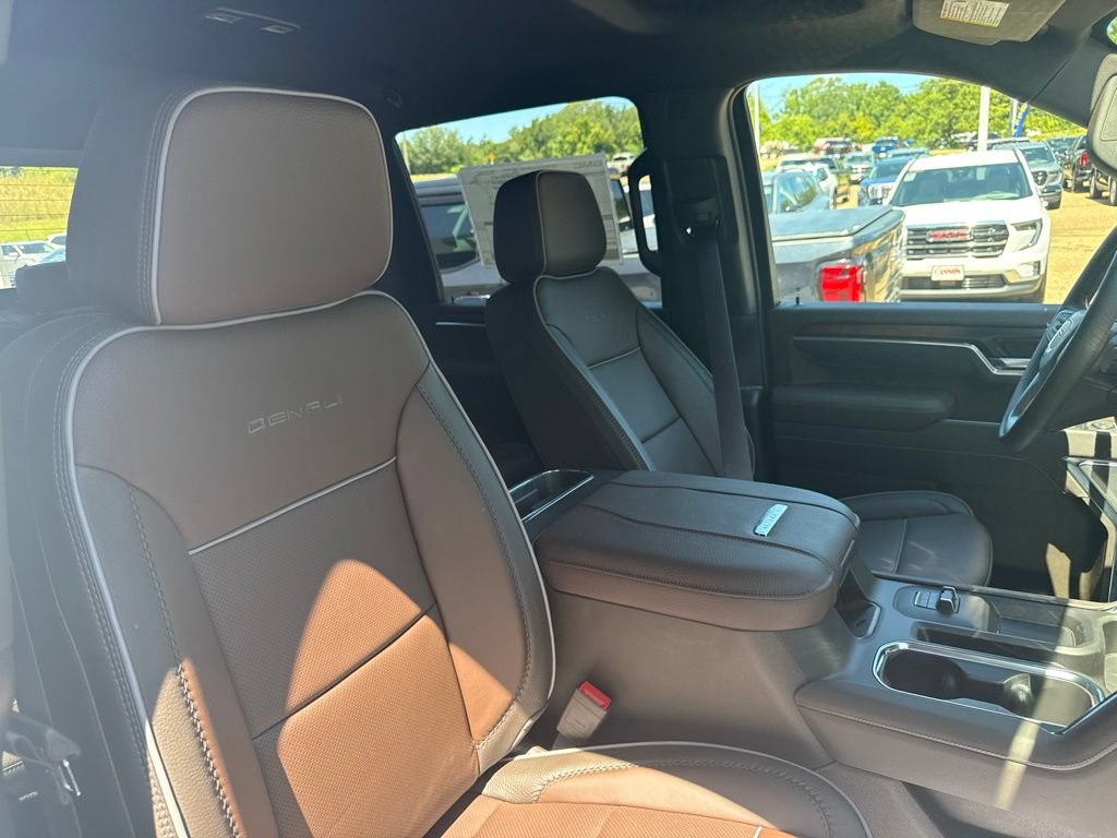 2026 GMC Sierra 2500HD Denali - Photo 17