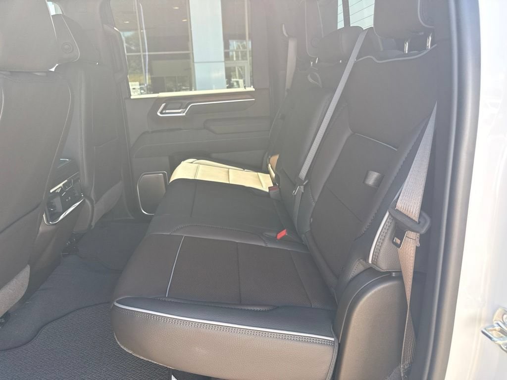 2026 GMC Sierra 2500HD Denali - Photo 12