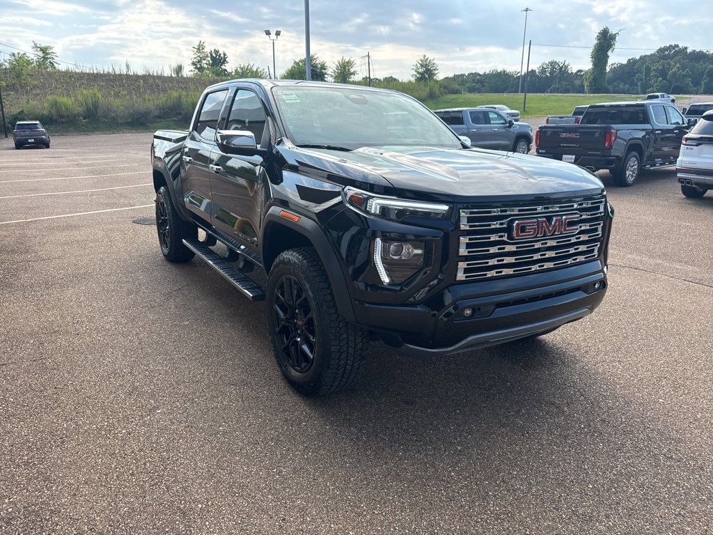 2024 Gmc Canyon Denali photo 3