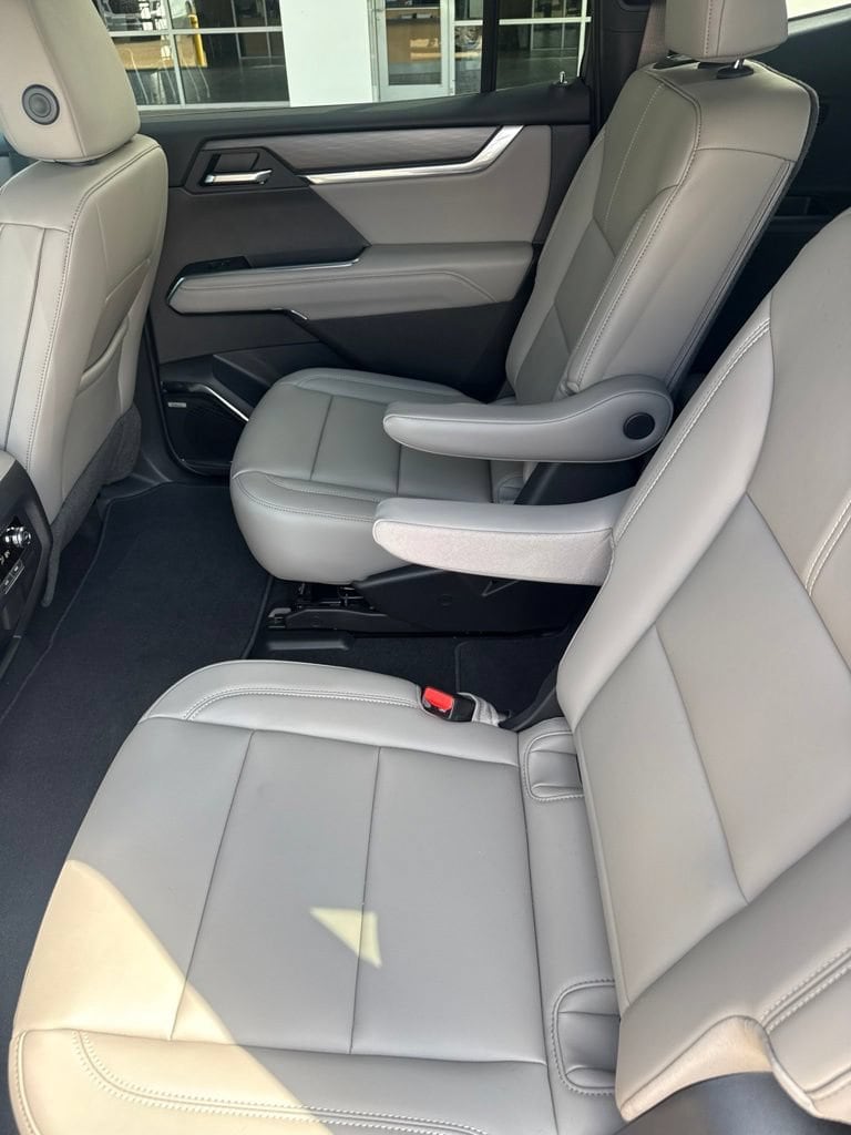 2026 GMC Acadia Elevation - Photo 27