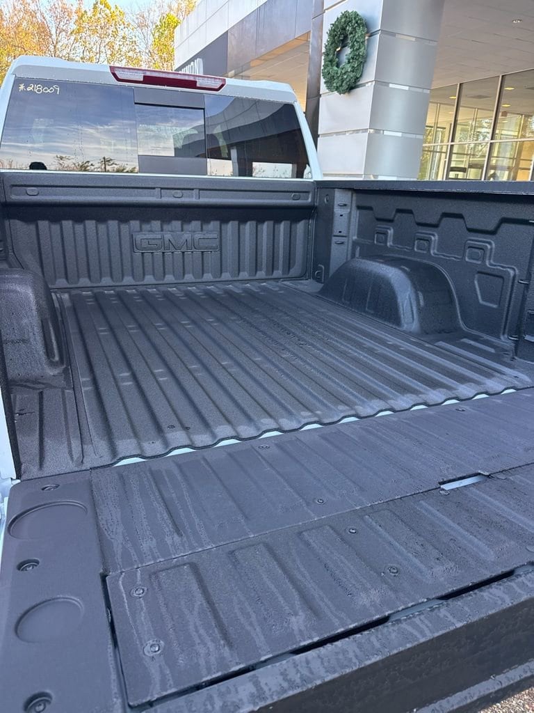 2026 GMC Sierra 1500 SLT - Photo 43