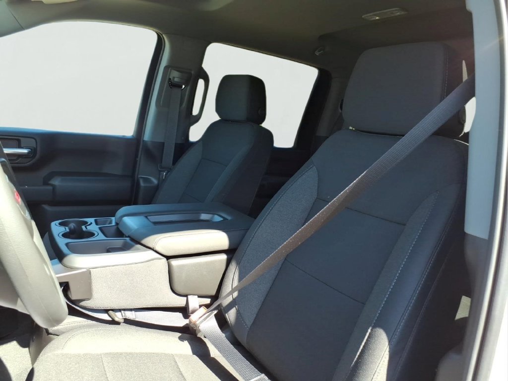 2026 GMC Sierra 2500HD Pro - Photo 17