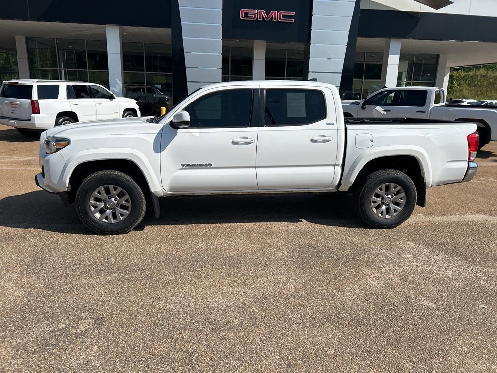 Used 2017 Toyota Tacoma SR5 with VIN 5TFAZ5CN7HX046863 for sale in Vicksburg, MS