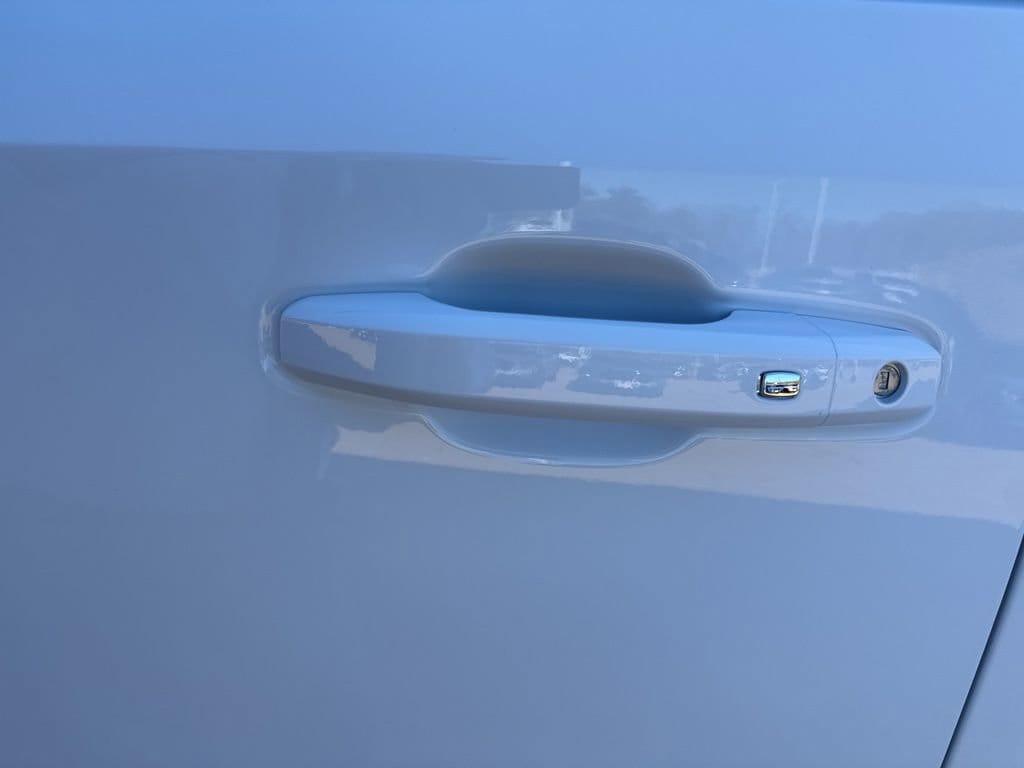 2026 GMC Sierra 1500 AT4X - Photo 12