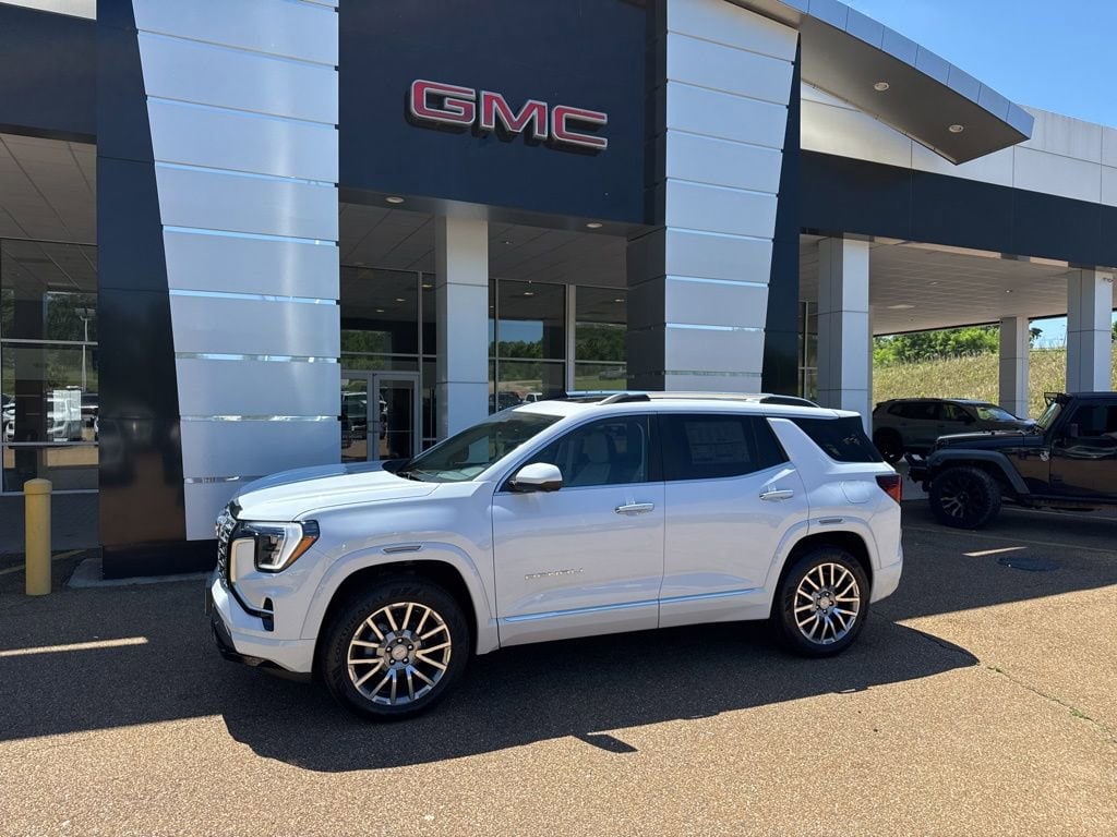 2026 GMC Terrain Denali AWD's photo