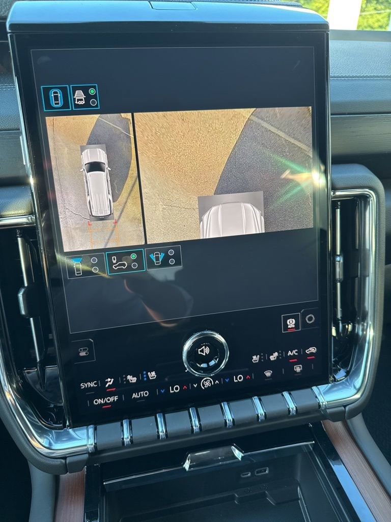 2026 GMC Yukon XL Denali - Photo 52