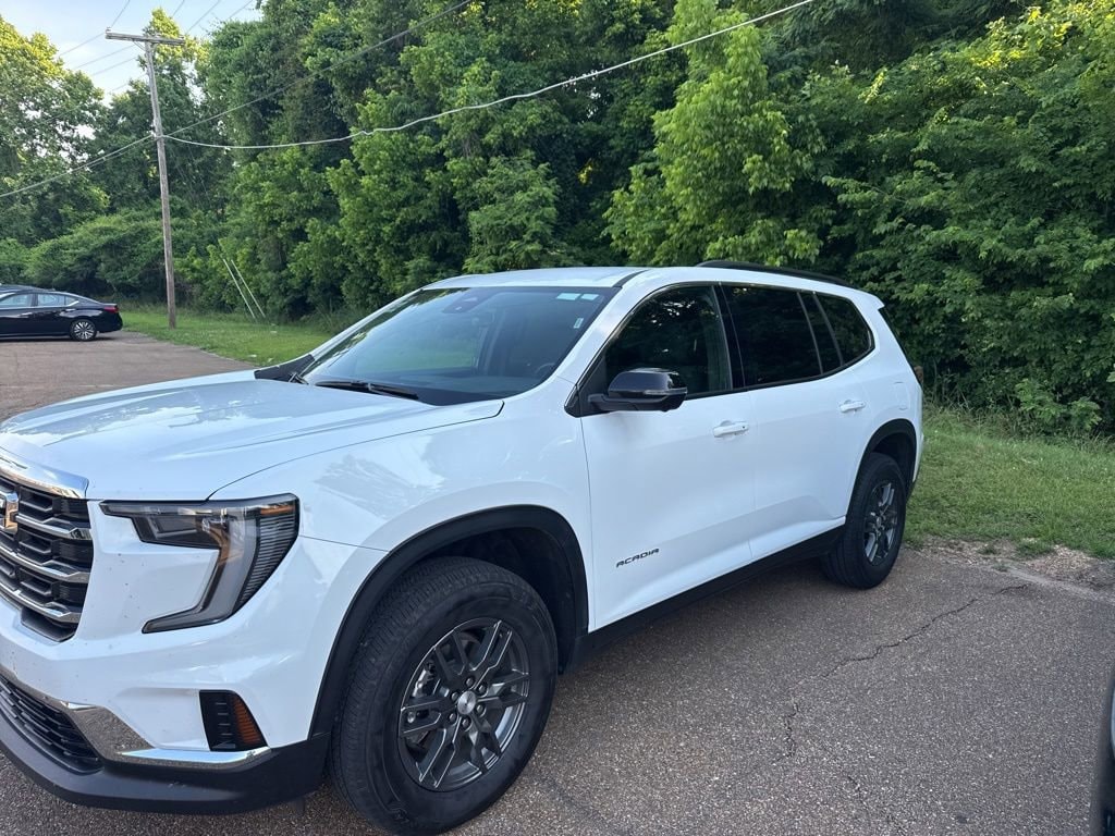 2025 GMC Acadia Elevation FWD's photo