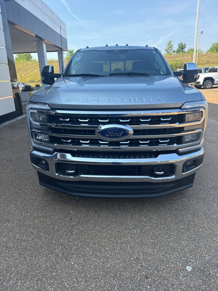 2024 Ford F-250 XL photo 2