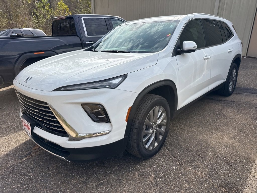 2025 Buick Enclave Preferred's photo