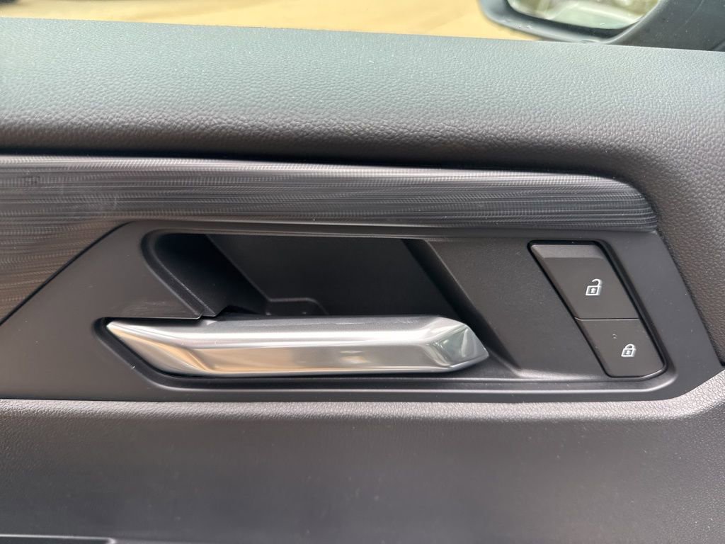2026 GMC Acadia Elevation - Photo 25