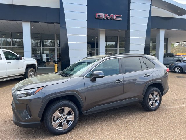 Used 2023 Toyota RAV4 XLE with VIN 2T3P1RFVXPW365083 for sale in Vicksburg, MS