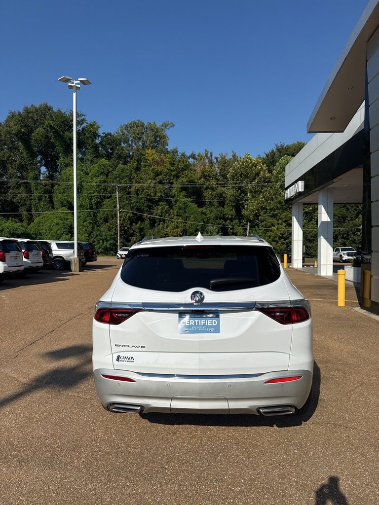 2024 Buick Enclave Premium photo 3