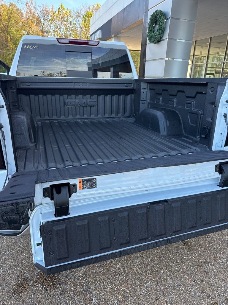 2026 GMC Sierra 1500 SLT - Photo 47