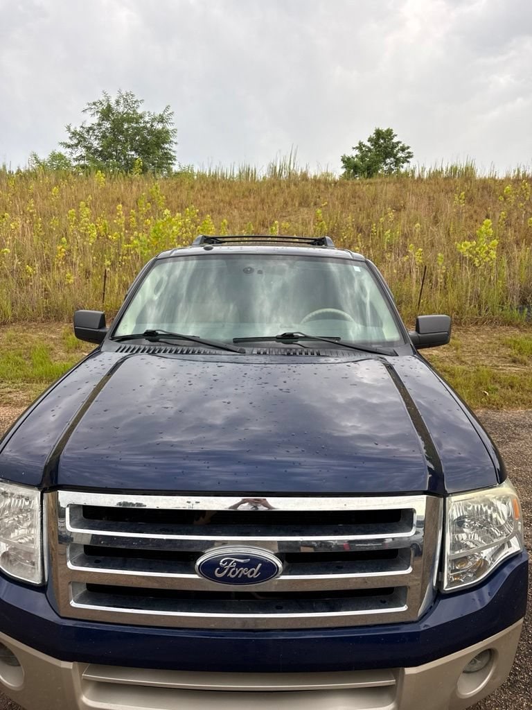 Used 2010 Ford Expedition Eddie Bauer with VIN 1FMJU1H5XAEA71172 for sale in Jackson, MS