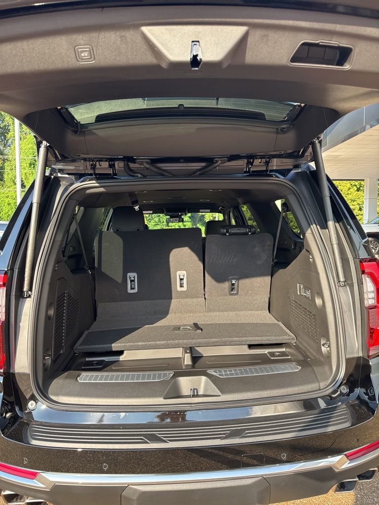 2026 GMC Yukon XL Denali - Photo 37