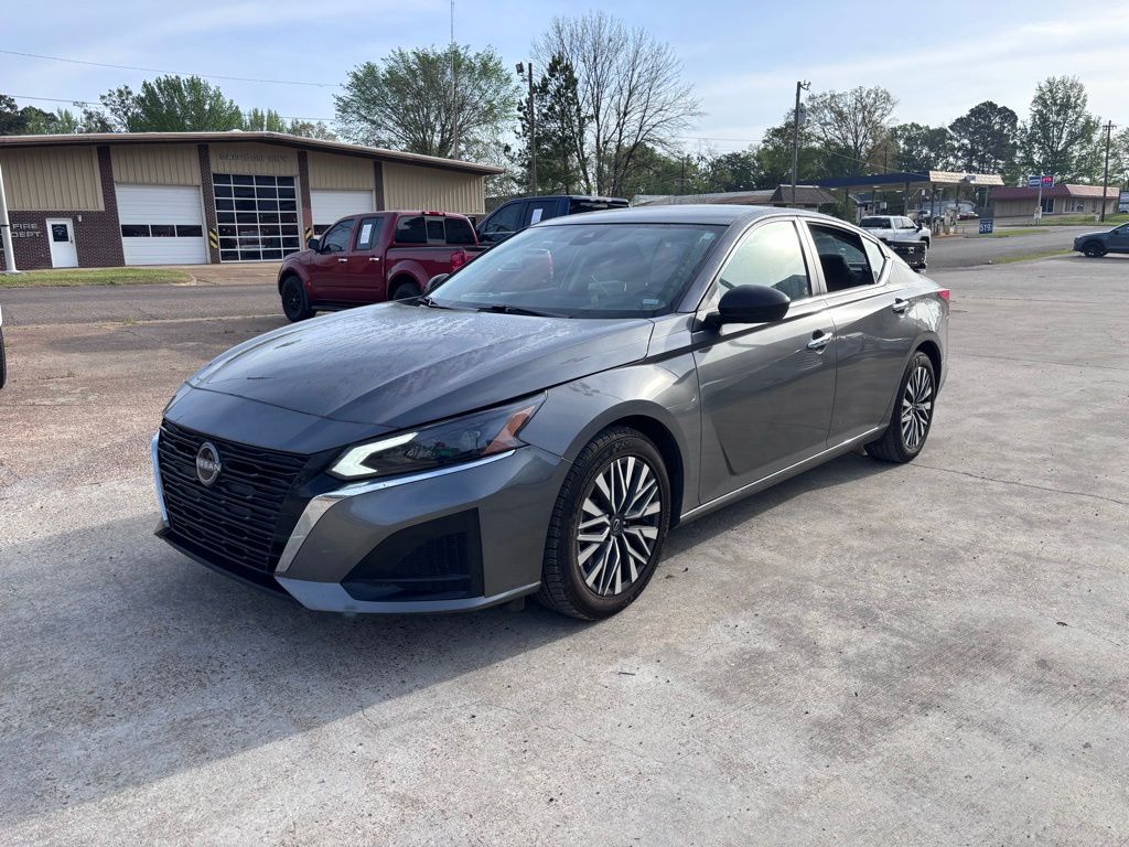 2025 Nissan Altima