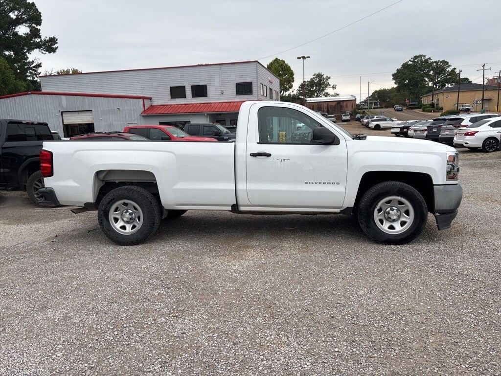 2018 Chevrolet Silverado 1500 photo 4